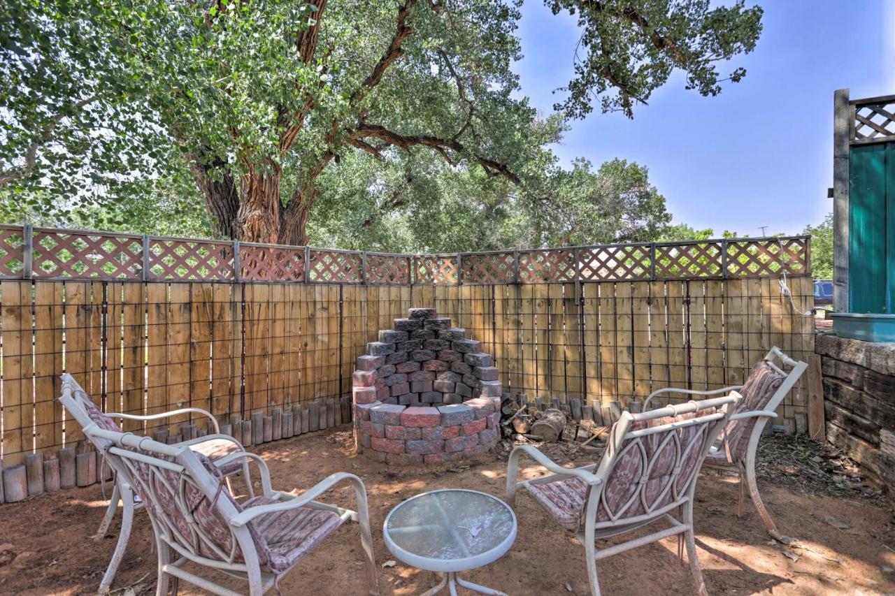 Rustic Retreat Moab Townhome With Grill And Fire Pit エクステリア 写真